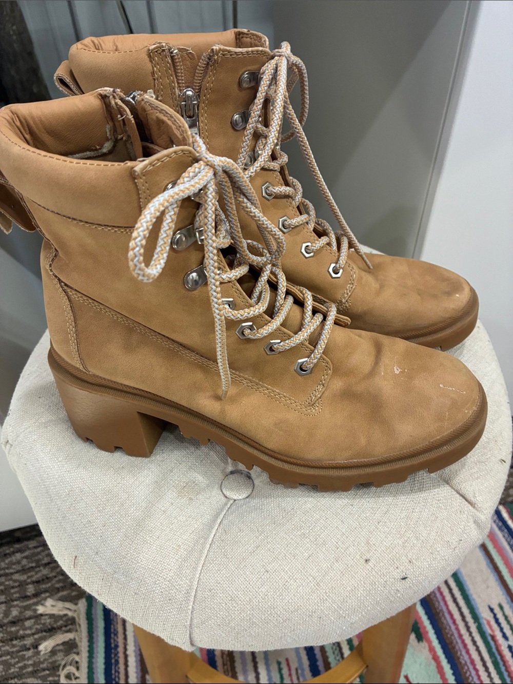 women’s hiking boot